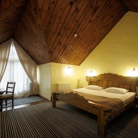 Drevny Grad Park-hotel Lviv Exteriör bild