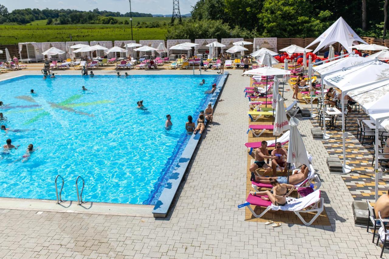 Drevny Grad Park-hotel Lviv Exteriör bild
