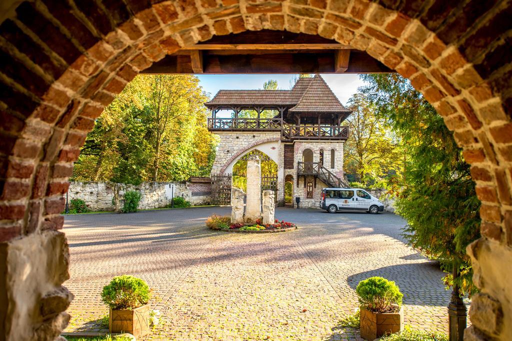 Drevny Grad Park-hotel Lviv Exteriör bild